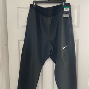 Men’s Nike Repel Therma Training Pant